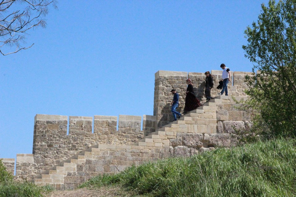 Нарын-кала упоминается в Библии и Коране