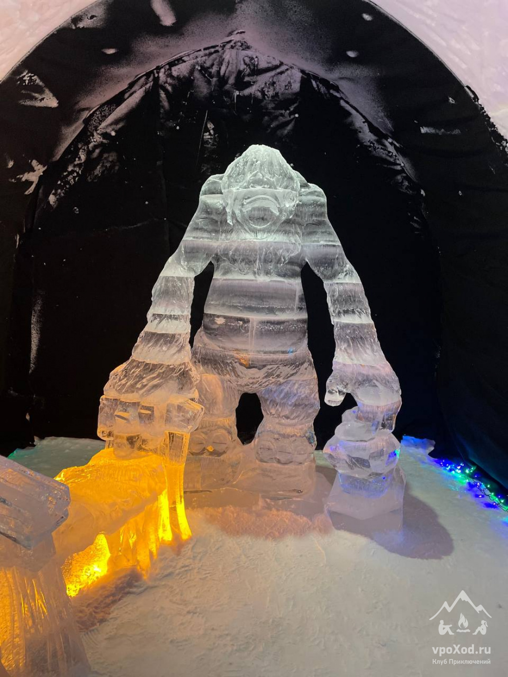 В холодное время года действует «Снежная деревня»