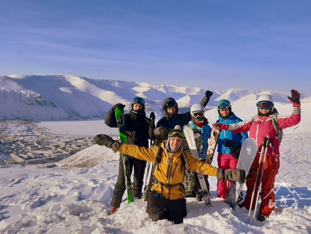 Зимой Кировск превращается в горнолыжную столицу Заполярья