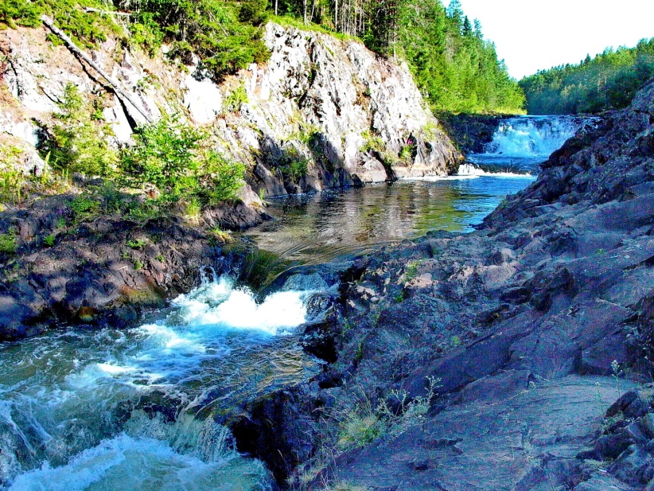 Водопад Кивач на реке Суна