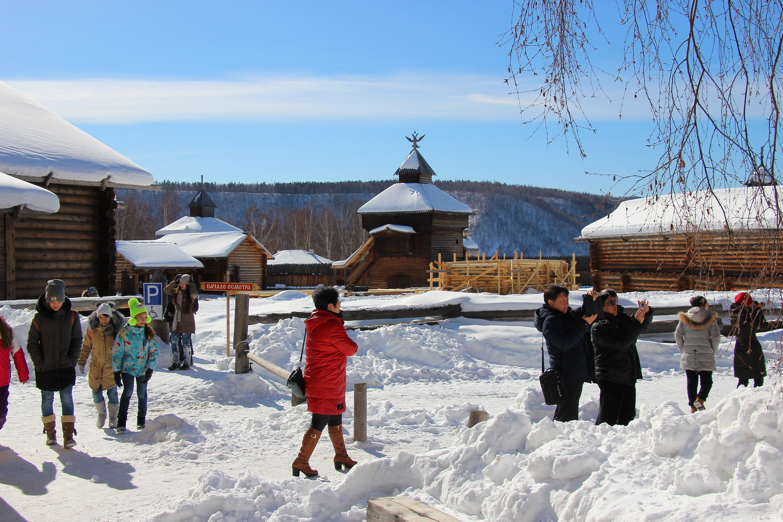 Первые экспонаты начали поступать в музей в 1970-х годах