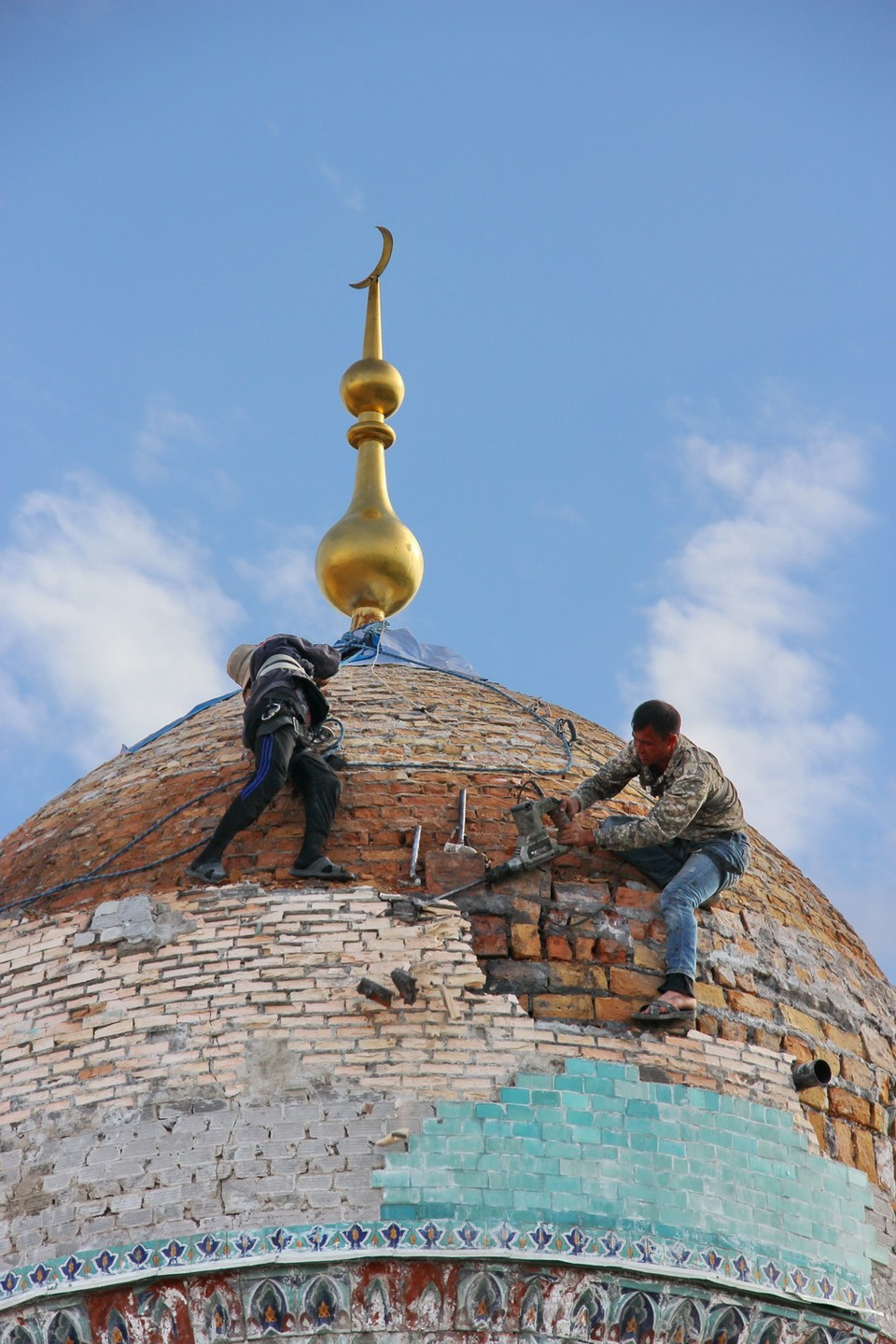 Землетрясение практически полностью уничтожило исторический центр города