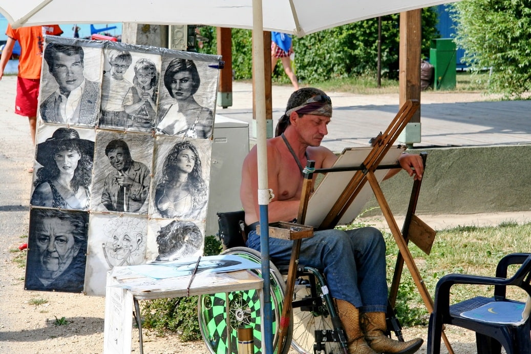 Портрет может стать хорошей памятью об отдыхе в Венгрии