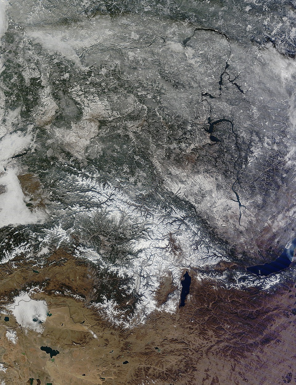 Так Восточный Саян выглядит из космоса
