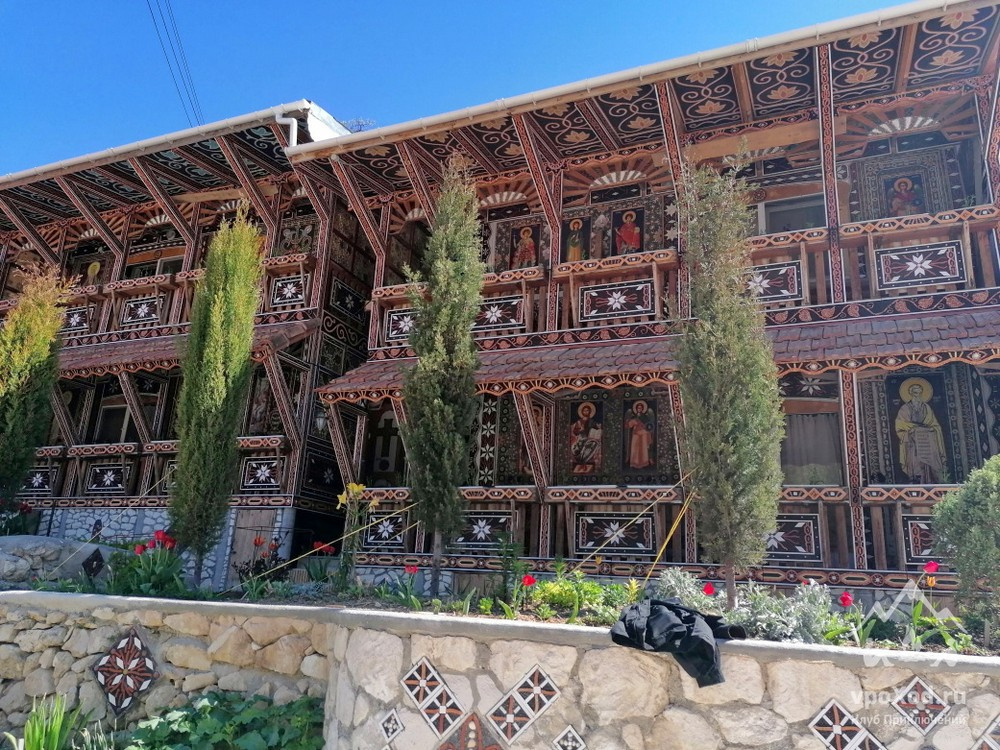 Бисерный храм