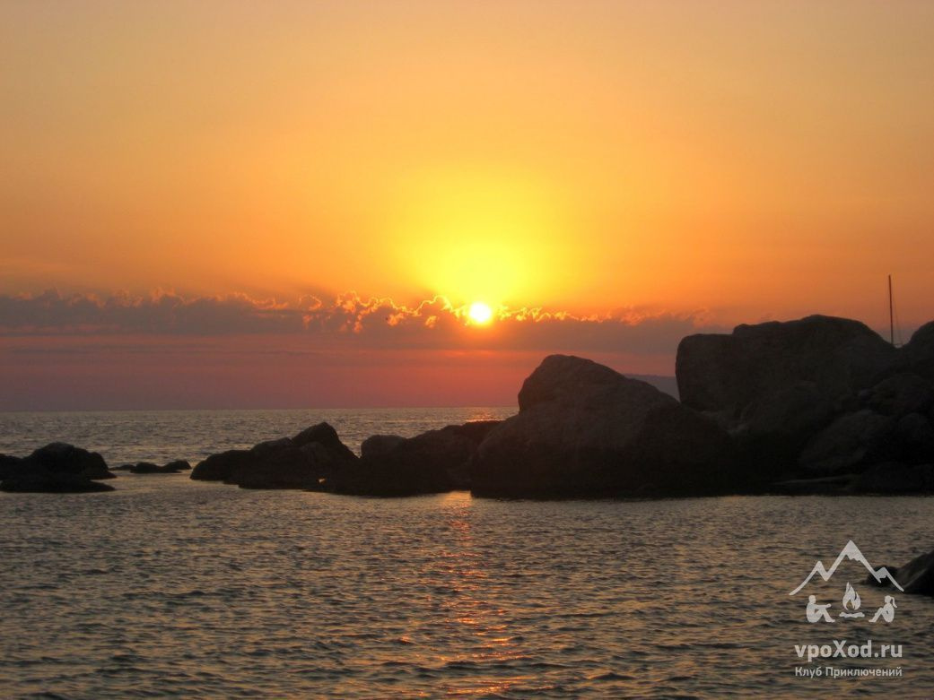 Пляж Инжир — это место, где можно забыть о повседневных заботах