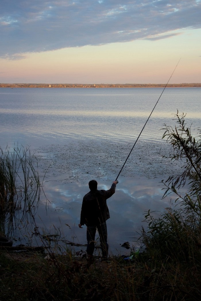 Озеро всегда славилось рыбалкой