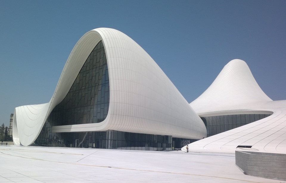 Культурный центр Гейдара Алиева в Баку