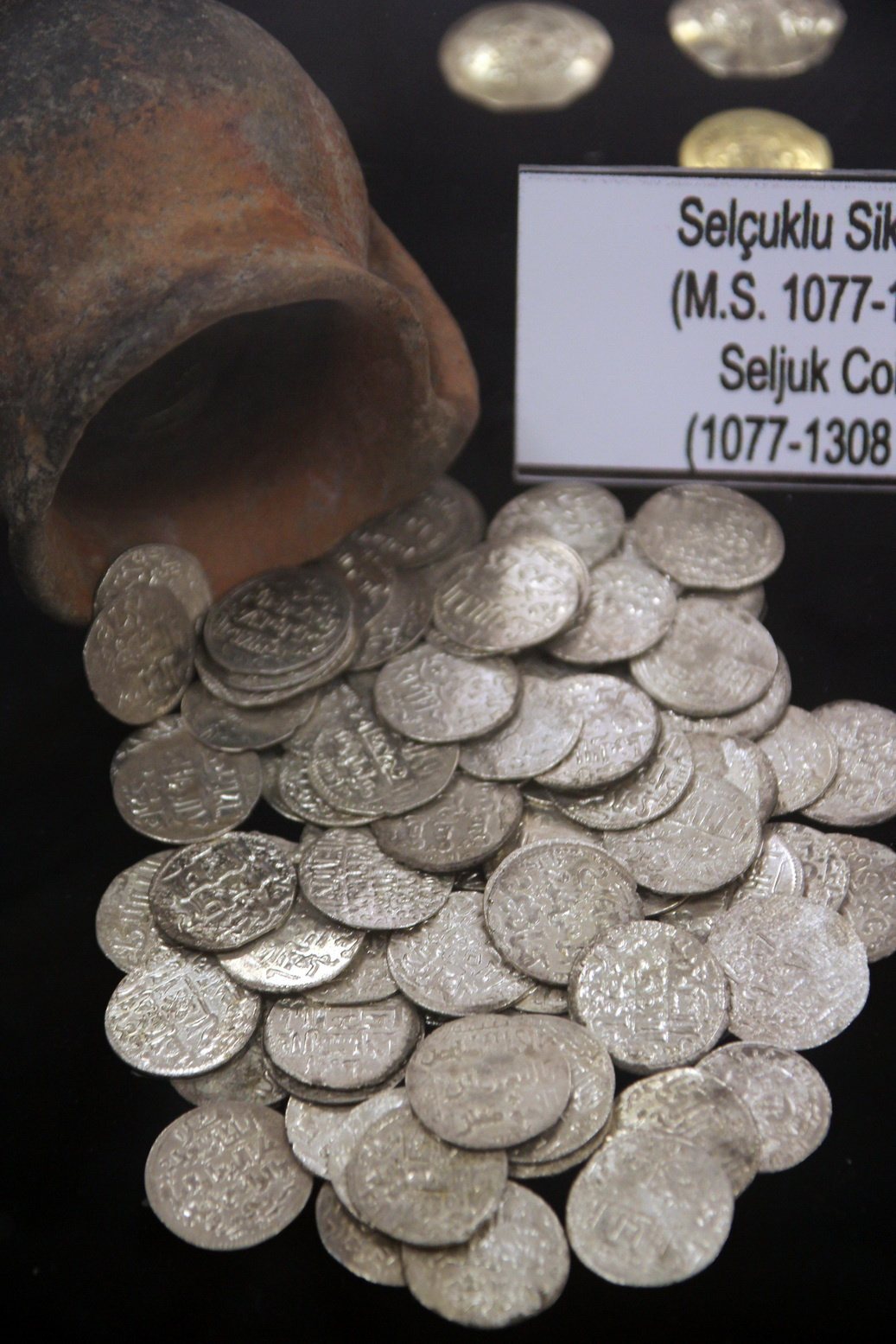 Этот клад пролежал в земле много столетий