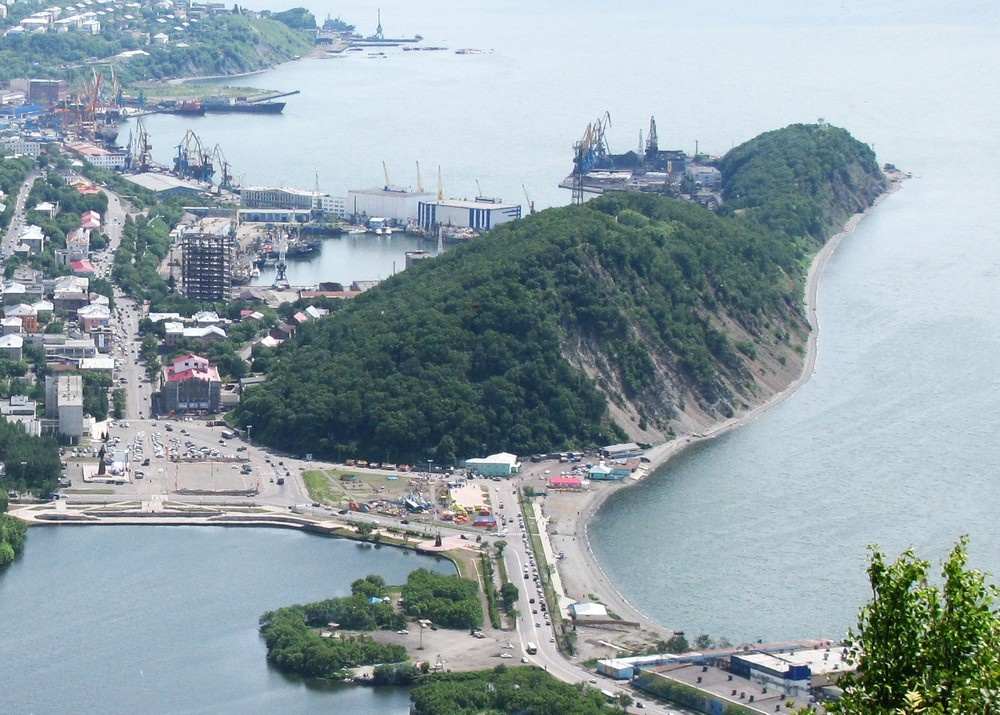 Никольская сопка с вершины Мишенной сопки