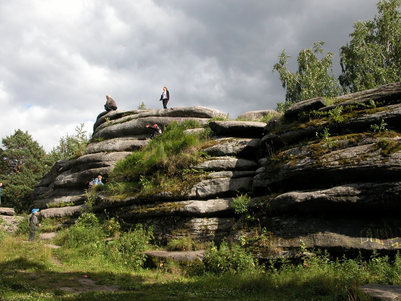 Каменные палатки