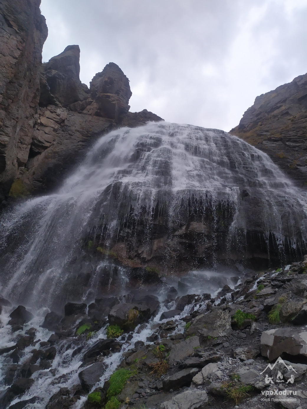 Водопад «Девичьи косы»