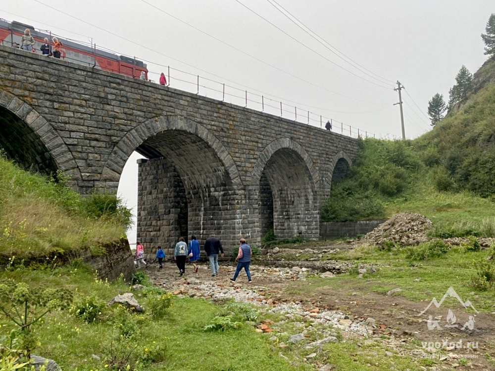 Облик арочных мостов переносит в Италию