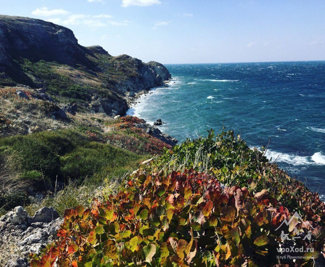Пляж Инжир расположен в районе Балаклавы