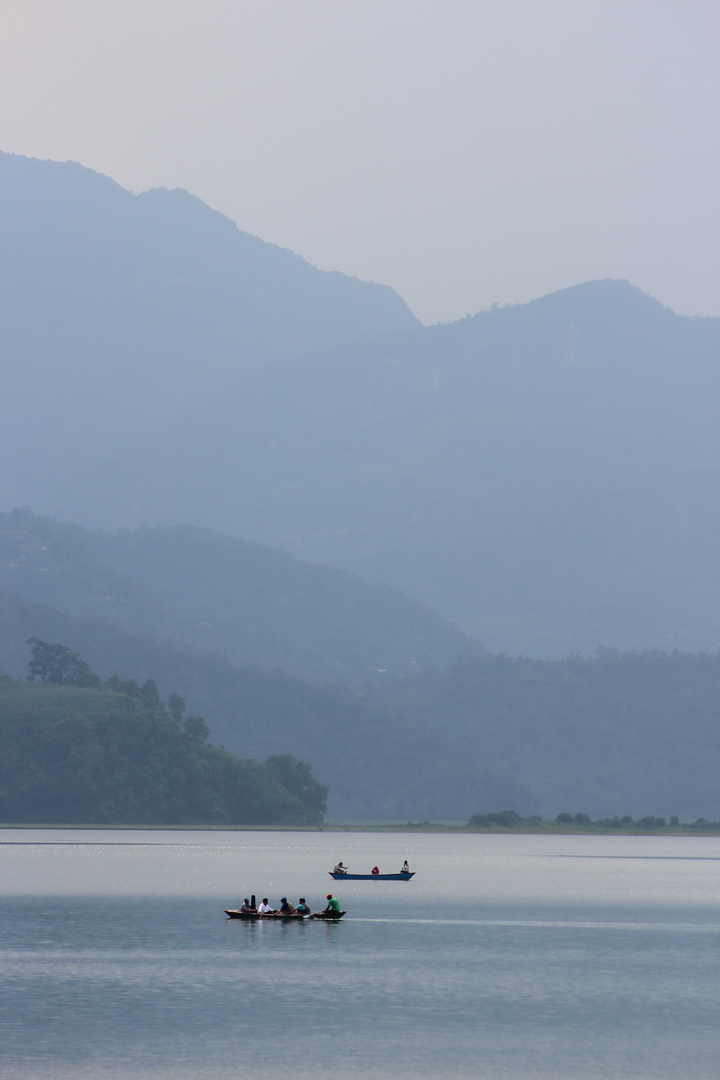 Южный маршрут на Эверест лежит через Непал