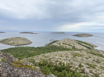 Кемские шхеры и загадочные Кузова. По белому морю на морских каяках (с лодкой)