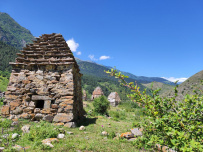 Горный лагерь в Дигории (Северная Осетия)