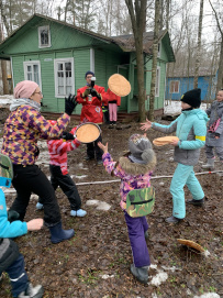 В гости к Масленице с детьми