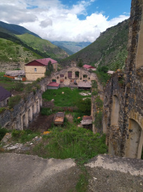 Горный лагерь в Дигории (Северная Осетия)