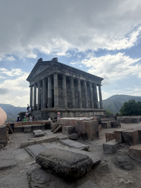 В гостях у Севана. Армения для больших и маленьких
