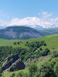 Горный лагерь на царском курорте (Джилы-су север Приэльбрусья)