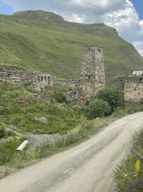 Горный лагерь в Дигории (Северная Осетия)