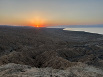 Иссык-Куль: теплое море в ладонях Тянь-Шаня