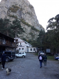 Горный лагерь в Цейском ущелье (Северная Осетия)