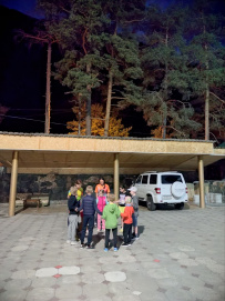 Горные трекинги Приэльбрусья с детьми (проживание на базе)