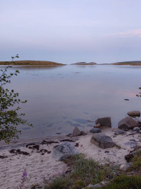 Кемские шхеры и загадочные Кузова. По белому морю на морских каяках (с лодкой)