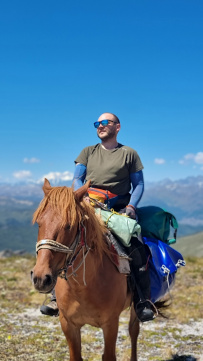 Конное путешествие к подножию пяти священных гор