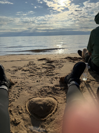 Золотые пляжи Онеги: пеший поход от Андом горы к онежским петроглифам (разведка)