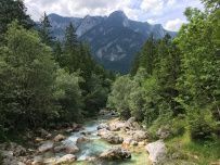 Изумрудная река и вершины Юлианских Альп