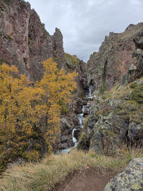 Горный лагерь на царском курорте (Джилы-су север Приэльбрусья)