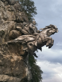 Горный лагерь в Цейском ущелье (Северная Осетия)