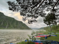 Сплав по реке Чарыш на байдарках