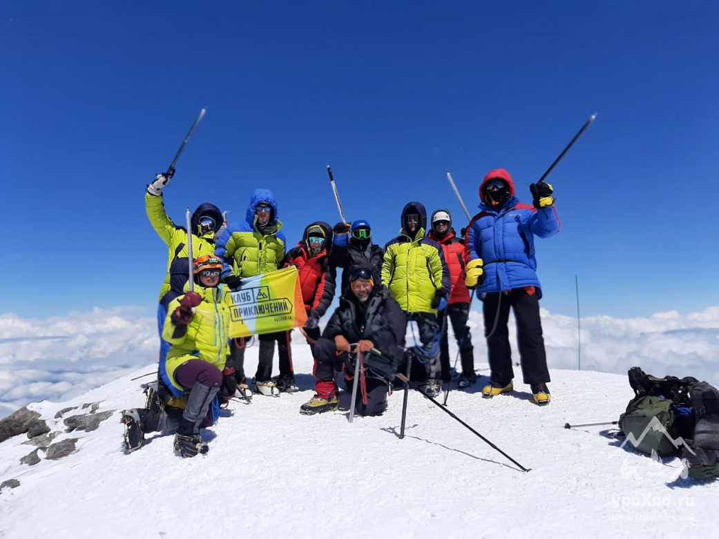 «Твоя вершина»: восхождение на Западную вершину Эльбруса