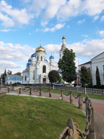 По дремучим лесам Буниной горы в Малоярославец