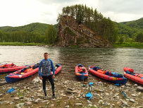 Сплав по реке Чарыш на байдарках