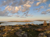 Кемские шхеры и загадочные Кузова. По белому морю на морских каяках (с лодкой)