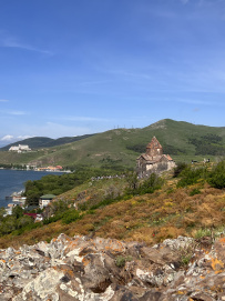 Вулканы и древности Армении