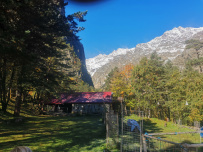 Горный лагерь в Цейском ущелье (Северная Осетия)