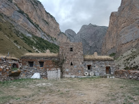 Горный лагерь в Чегемском ущелье (Кабардино-Балкария)