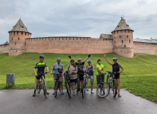 Северо-Запад, Дорогой новгородских купцов. Велопоход