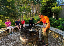 Подмосковье, Лесной лагерь с детьми на Валдае (Новгородская область)