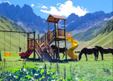 Грузия, У подножия Казбека: горные трекинги налегке с проживанием на базе