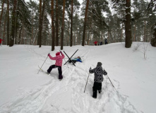 Подмосковье, Однодневный лыжный поход «Снежные горки» для детей и их родителей