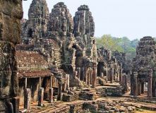 Камбоджа, Чарующая Камбоджа: горы, пляжи и древние города