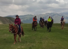 Киргизия, Лошадью ходи: с пляжа на ледник с комфортом