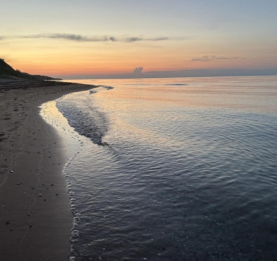 Семейный лагерь на Азовском море: морская дача в Кучугурах